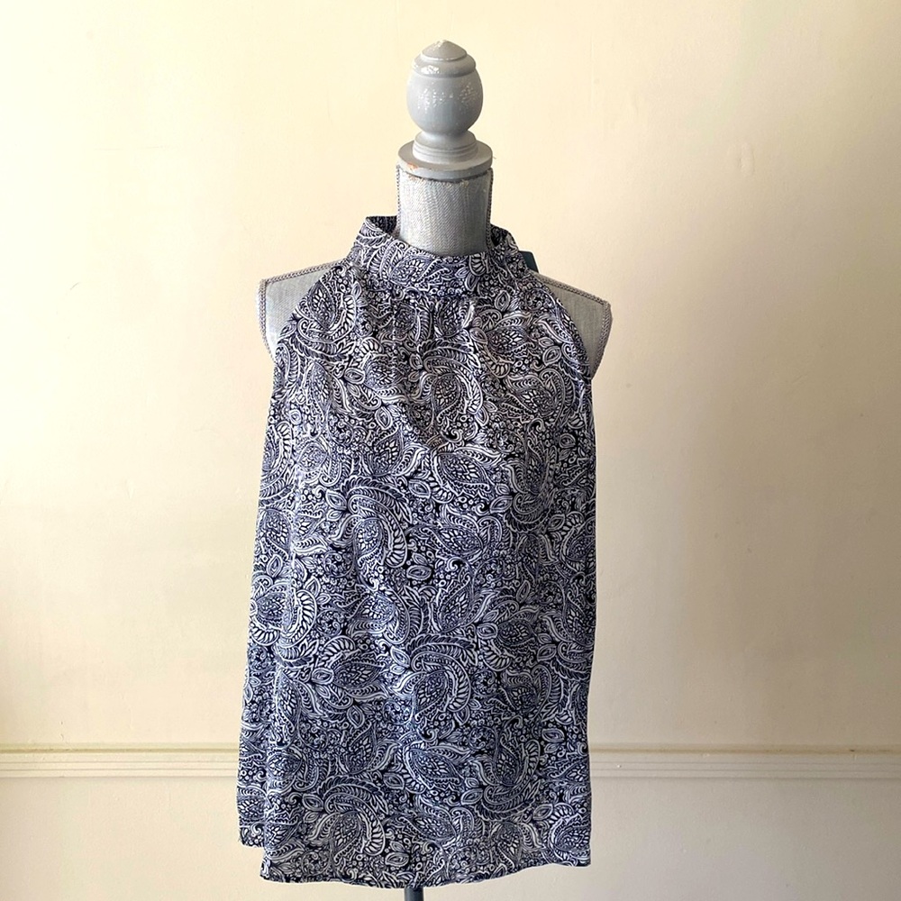 FLORA & IVY 🖤BLACK AND WHITE🤍 HALTER NECK SLEEVELESS TOP SIZE LARGE 🌟NWT🌟